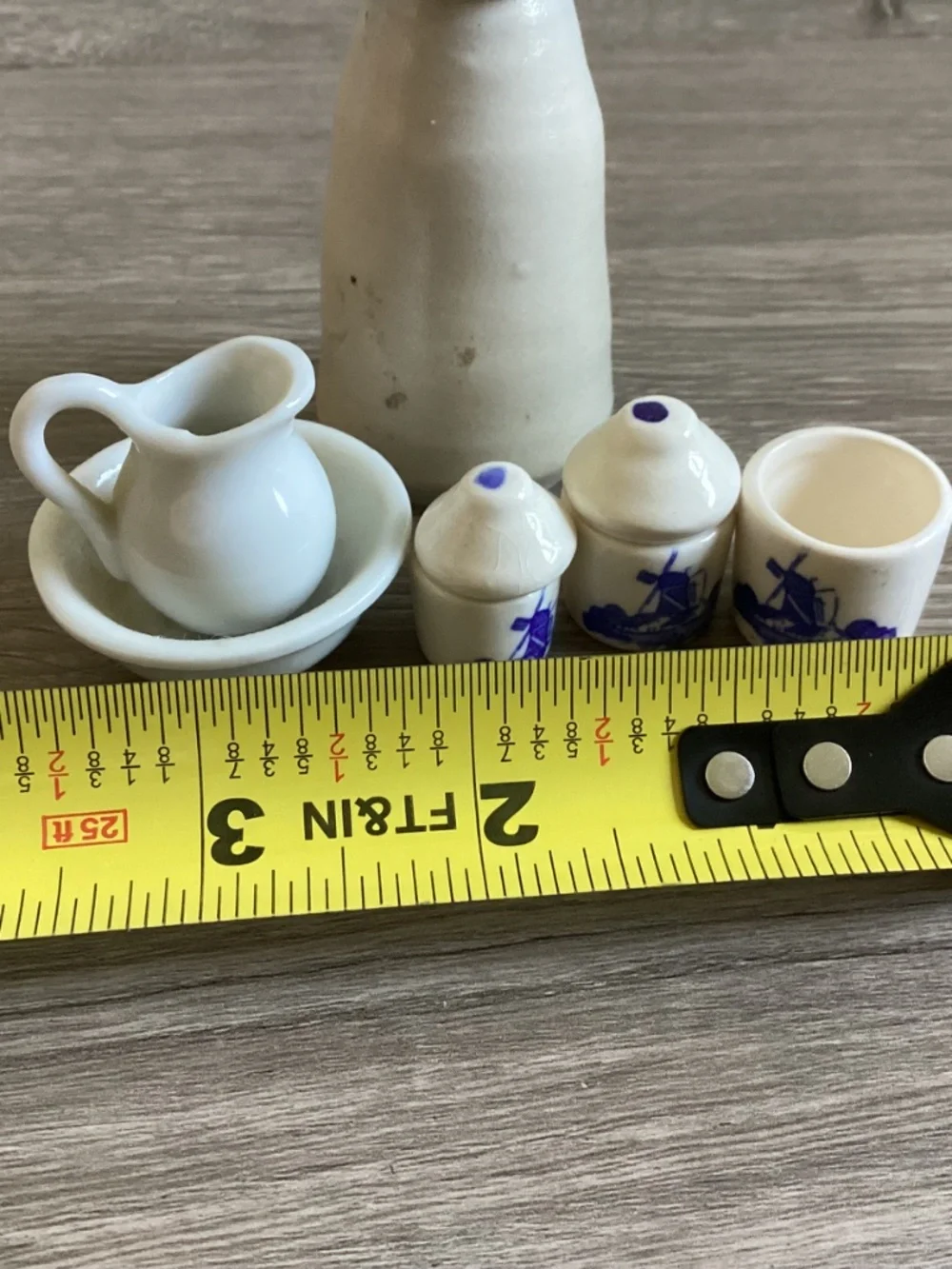 Dollhouse Miniatures Lot Ceramic Pottery Blue & White Delft Canisters Pitcher